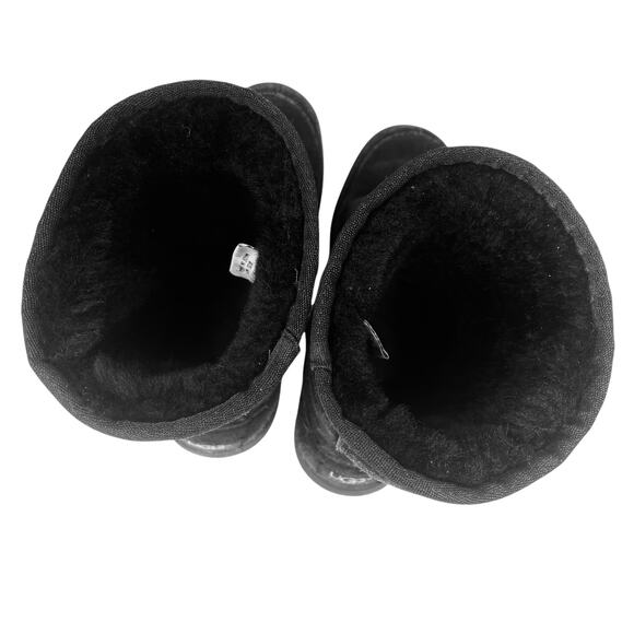 UGG Australia Ultimate Short Boot Women’s Size 7 Black Leather Sheepskin Lining - Picture 5 of 15